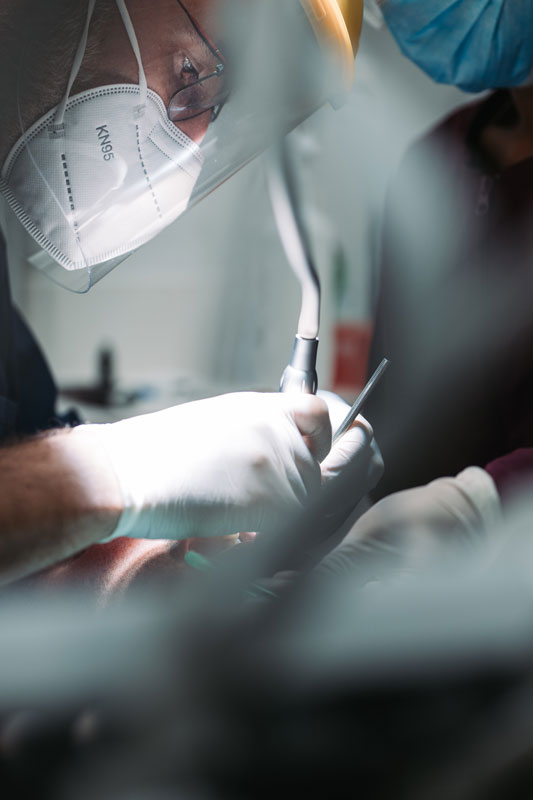 Colocación de Implantes por Carlos García y Albert Ustrell | Ustrell&García Clínica Dental