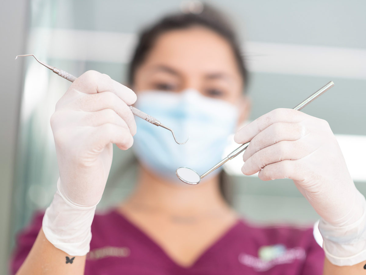 ¿Cuáles son las funciones de una higienista dental?